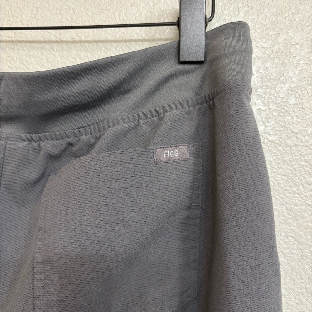FIGS Bundle Zamora Jogger Scrub Pants - Rust & Graphite Gray - Picture 6 of 15